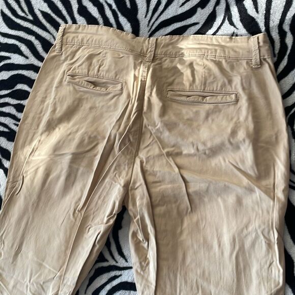 3/$15 Simply styled by sears khaki Aztec printed sides khaki skinny pants size 4 - Picture 9 of 10